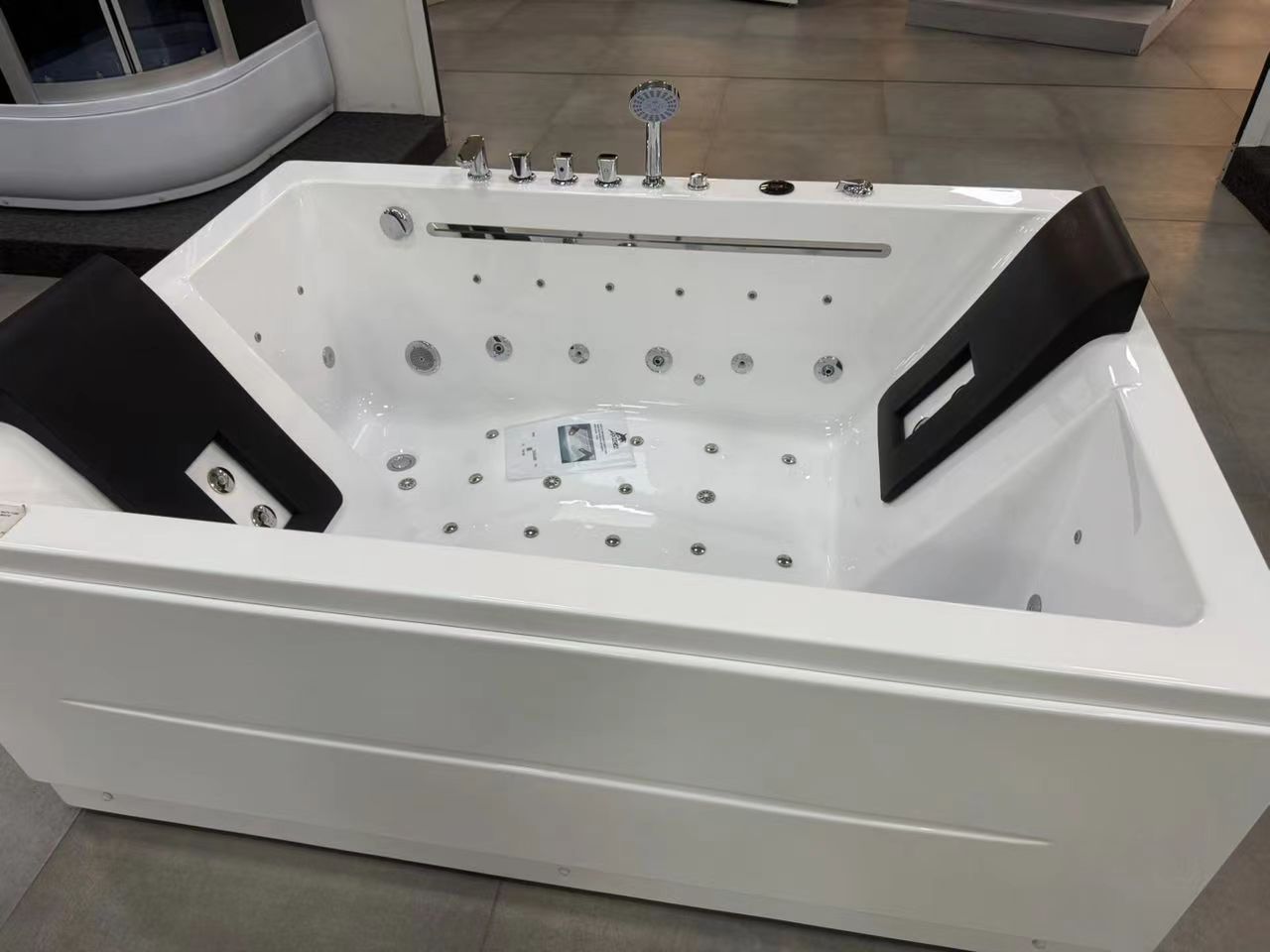 Heated Spa bath