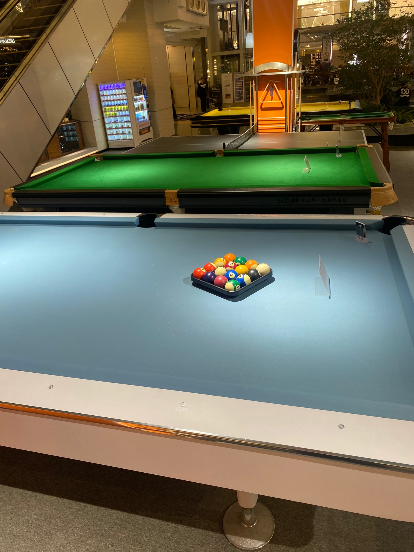 Billiard/Pool table